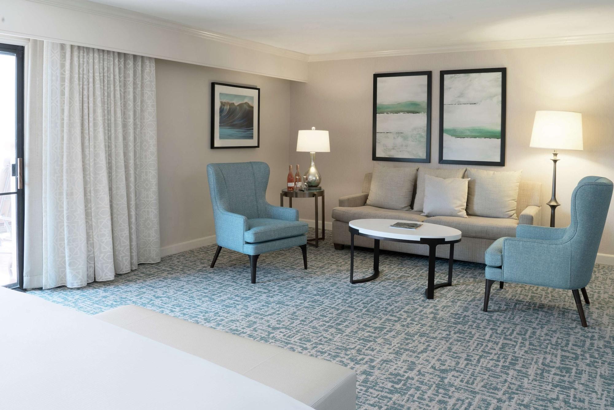 Hilton Santa Barbara Beachfront Resort Екстериор снимка