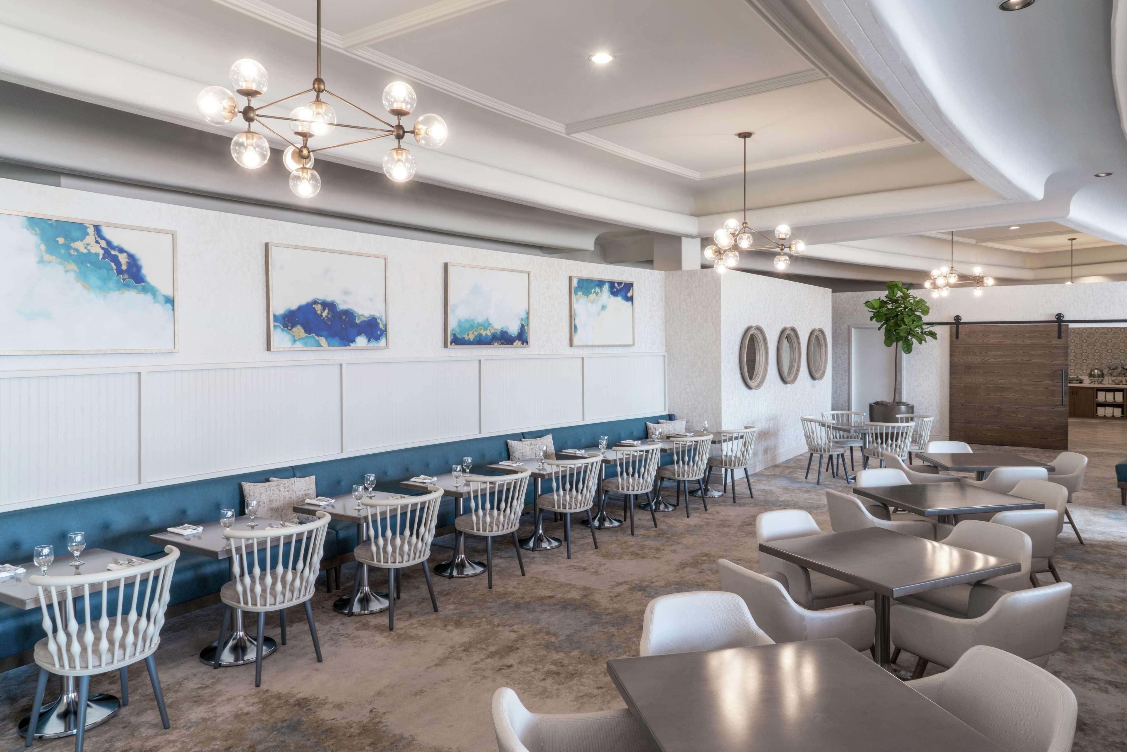 Hilton Santa Barbara Beachfront Resort Екстериор снимка