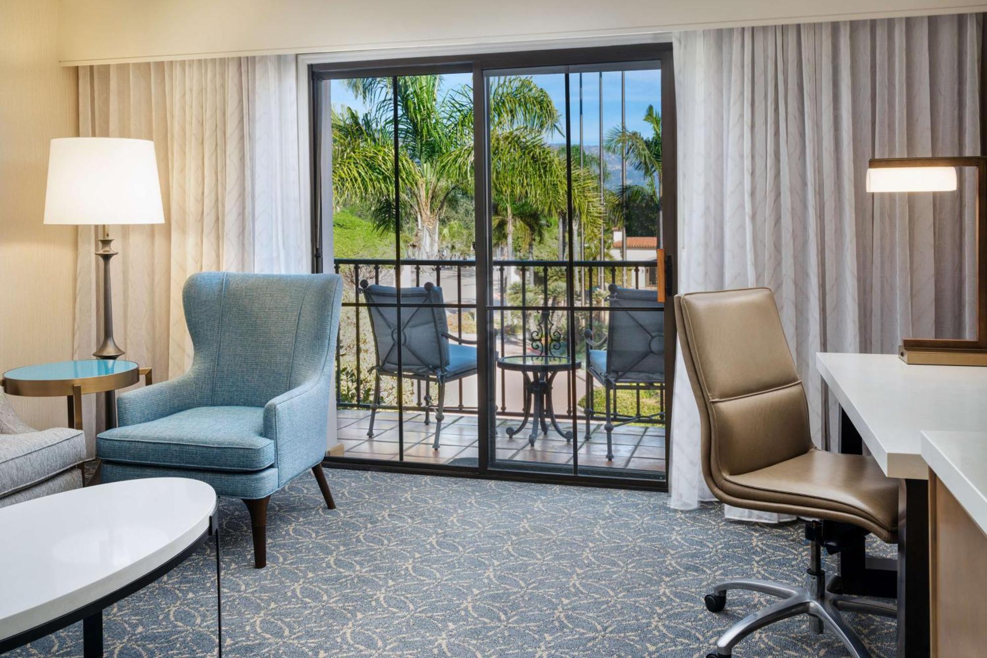 Hilton Santa Barbara Beachfront Resort Екстериор снимка